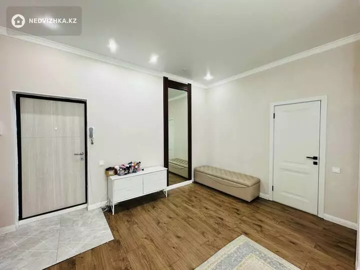 1-комнатная квартира, этаж 7 из 12, 40 м², фотография 4