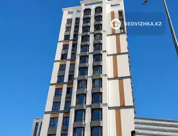 1-комнатная квартира, этаж 4 из 9, 43 м²