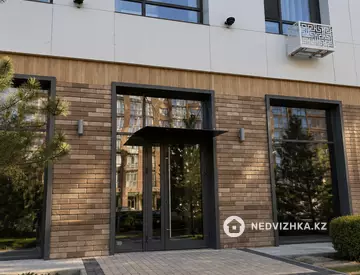 1-комнатная квартира, этаж 4 из 9, 43 м²
