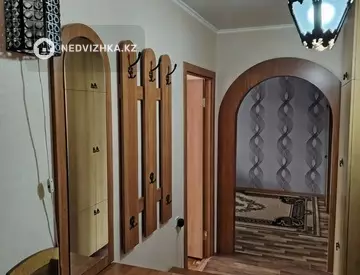 2-комнатная квартира, этаж 2 из 5, 52 м²