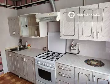 2-комнатная квартира, этаж 2 из 5, 52 м², миниатюра 12
