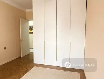 3-комнатная квартира, этаж 2 из 12, 90 м²