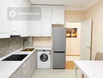 3-комнатная квартира, этаж 2 из 12, 90 м², миниатюра 7