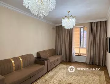 3-комнатная квартира, этаж 2 из 12, 90 м²