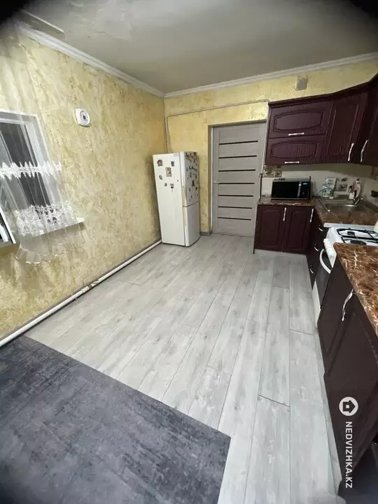 6-комнатный дом, 7 соток, 620 м², фотография 3