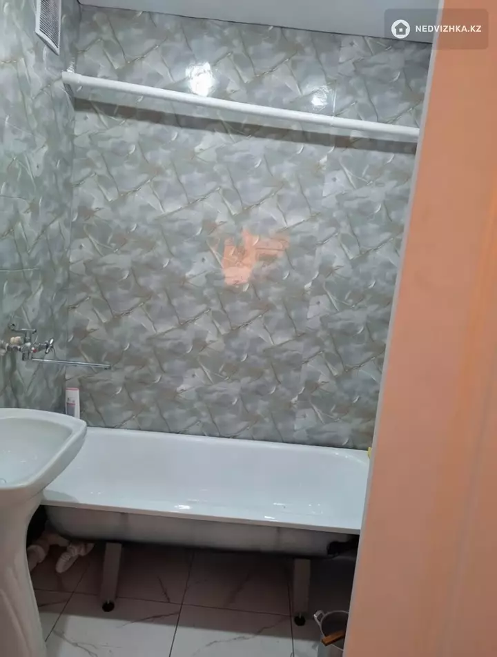 2-комнатная квартира, этаж 5 из 5, 50 м², фотография 2
