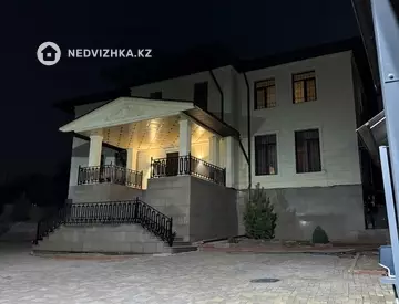 7-комнатный дом, 14 соток, 660 м²