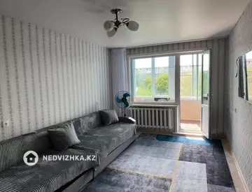 2-комнатная квартира, этаж 5 из 5, 52 м², На длительный срок