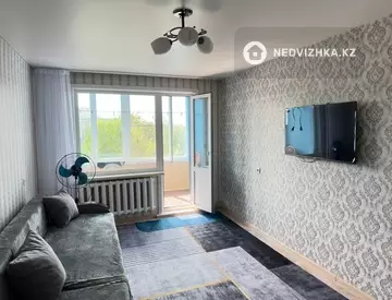 2-комнатная квартира, этаж 5 из 5, 52 м², На длительный срок