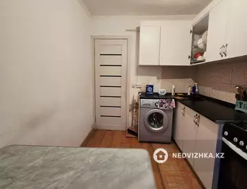 2-комнатная квартира, этаж 1 из 5, 47 м², миниатюра 2