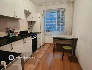 2-комнатная квартира, этаж 1 из 5, 47 м², миниатюра 3
