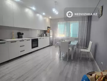 2-комнатная квартира, этаж 3 из 9, 79 м², миниатюра 11