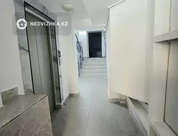 2-комнатная квартира, этаж 6 из 9, 57 м², миниатюра 5