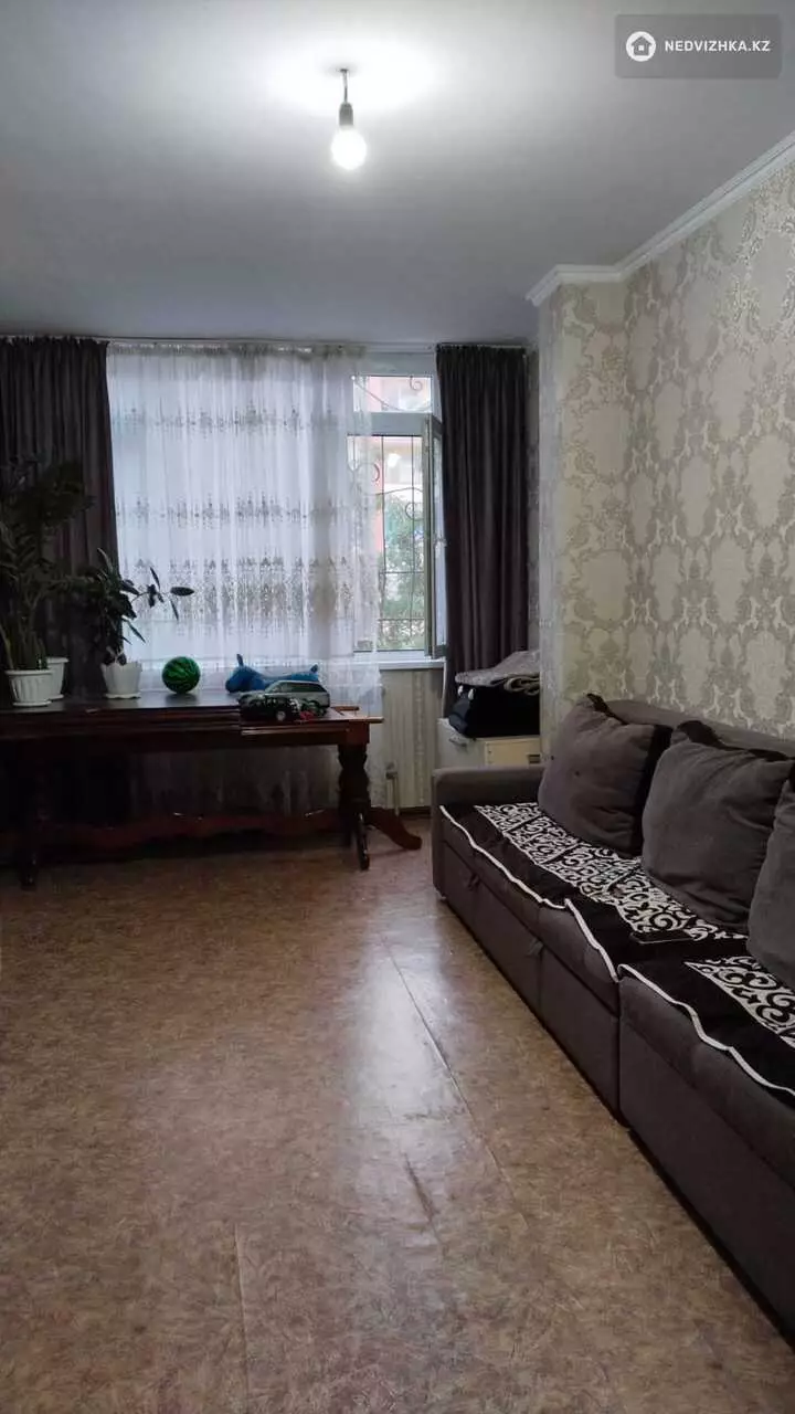 2-комнатная квартира, этаж 1 из 5, 59 м², фотография 4