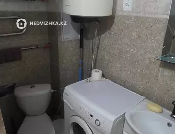 1-комнатная квартира, этаж 3 из 5, 38 м²