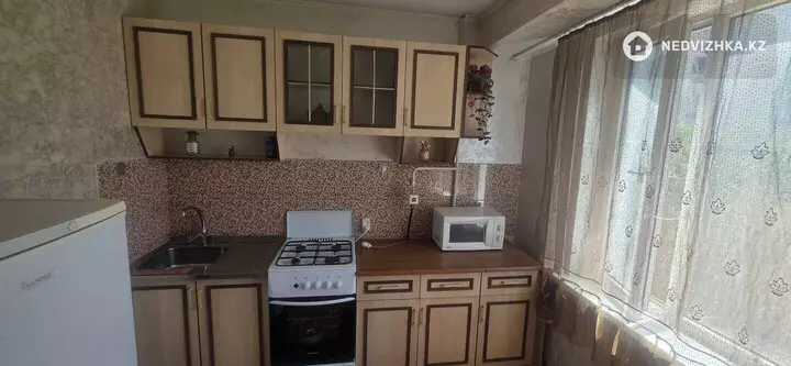 1-бөлмелі пәтер, қабат 3 барлық қабат саны 5, 38 м², 4-фотосурет