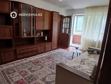 2-комнатная квартира, этаж 4 из 5, 42 м²