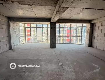 2-комнатная квартира, этаж 4 из 5, 60 м²