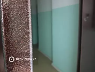1-комнатная квартира, этаж 4 из 10, 39 м²
