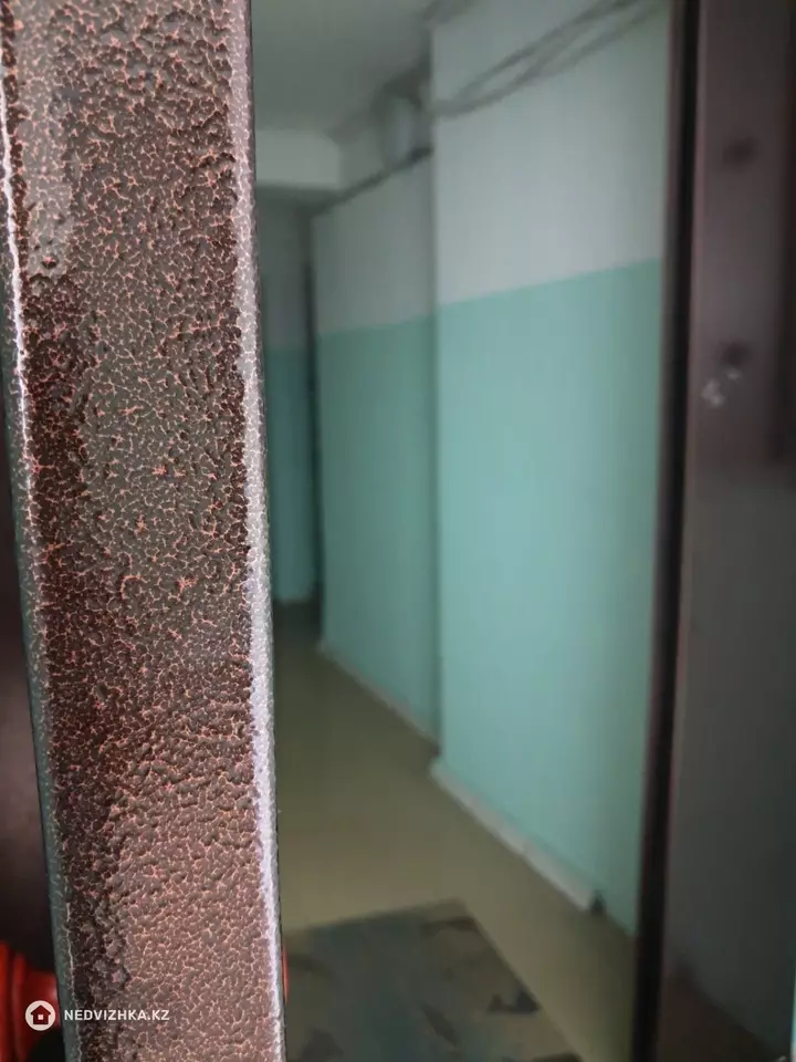 1-комнатная квартира, этаж 4 из 10, 39 м², фотография 2