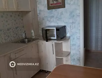 1-комнатная квартира, этаж 4 из 10, 39 м²