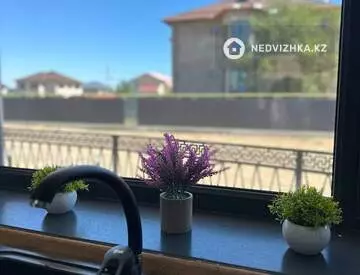 5-комнатный дом, 10 соток, 180 м², миниатюра 1