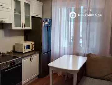 1-комнатная квартира, этаж 6 из 24, 43 м², миниатюра 7