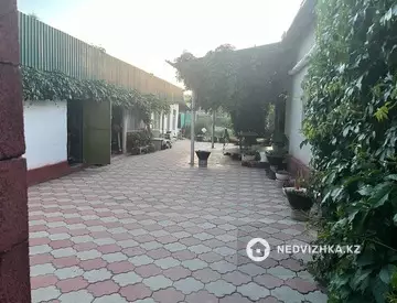 5-бөлмелі үй, 16 соттық, 100 м², 1-нобай