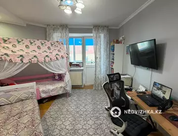3-комнатная квартира, этаж 4 из 11, 92 м², миниатюра 5