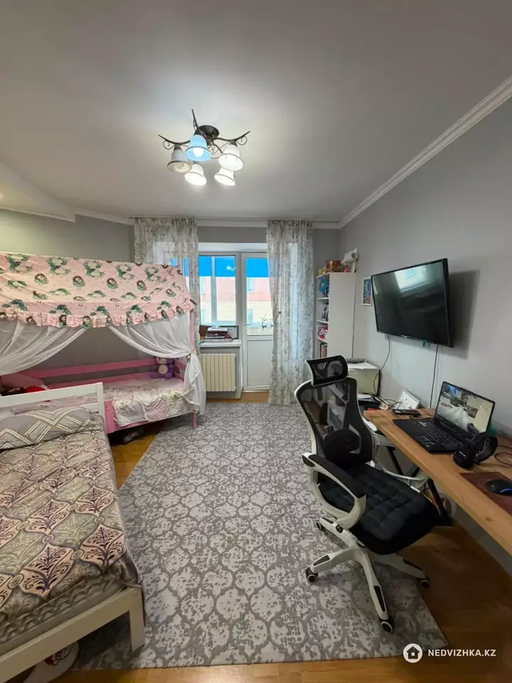 3-комнатная квартира, этаж 4 из 11, 92 м², фотография 5