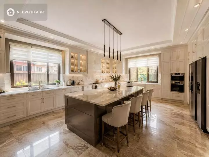 7-комнатный дом, 15 соток, 540 м², фотография 4