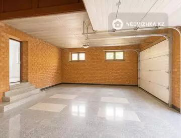 7-комнатный дом, 15 соток, 540 м²