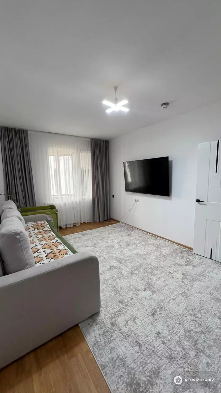 1-комнатная квартира, этаж 7 из 9, 40 м², фотография 4