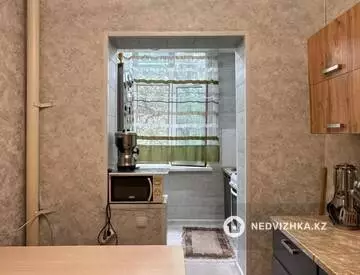 3-комнатная квартира, этаж 3 из 5, 67 м², миниатюра 6