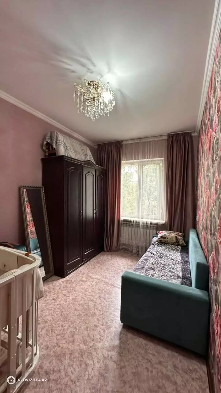3-комнатная квартира, этаж 3 из 5, 67 м², фотография 4
