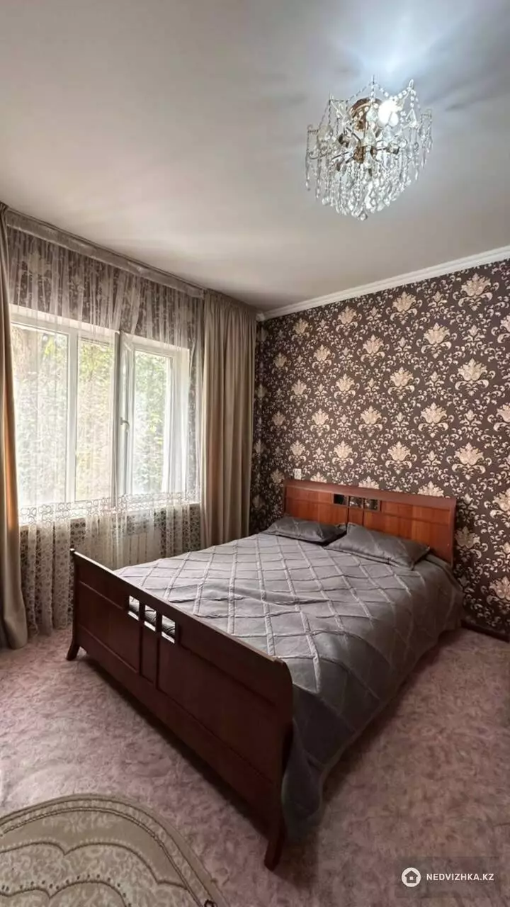 3-комнатная квартира, этаж 3 из 5, 67 м², фотография 3