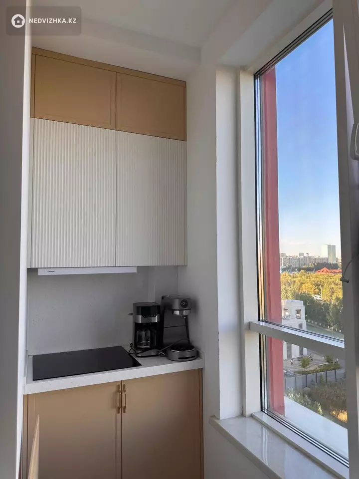 3-комнатная квартира, этаж 8 из 9, 133 м², 2-фотосурет