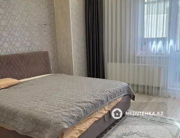 3-бөлмелі пәтер, қабат 8 барлық қабат саны 15, 95 м², 2-нобай