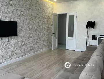 3-бөлмелі пәтер, қабат 8 барлық қабат саны 15, 95 м², 5-нобай