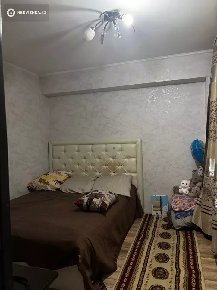 3-комнатная квартира, этаж 5 из 5, 56 м², фотография 5