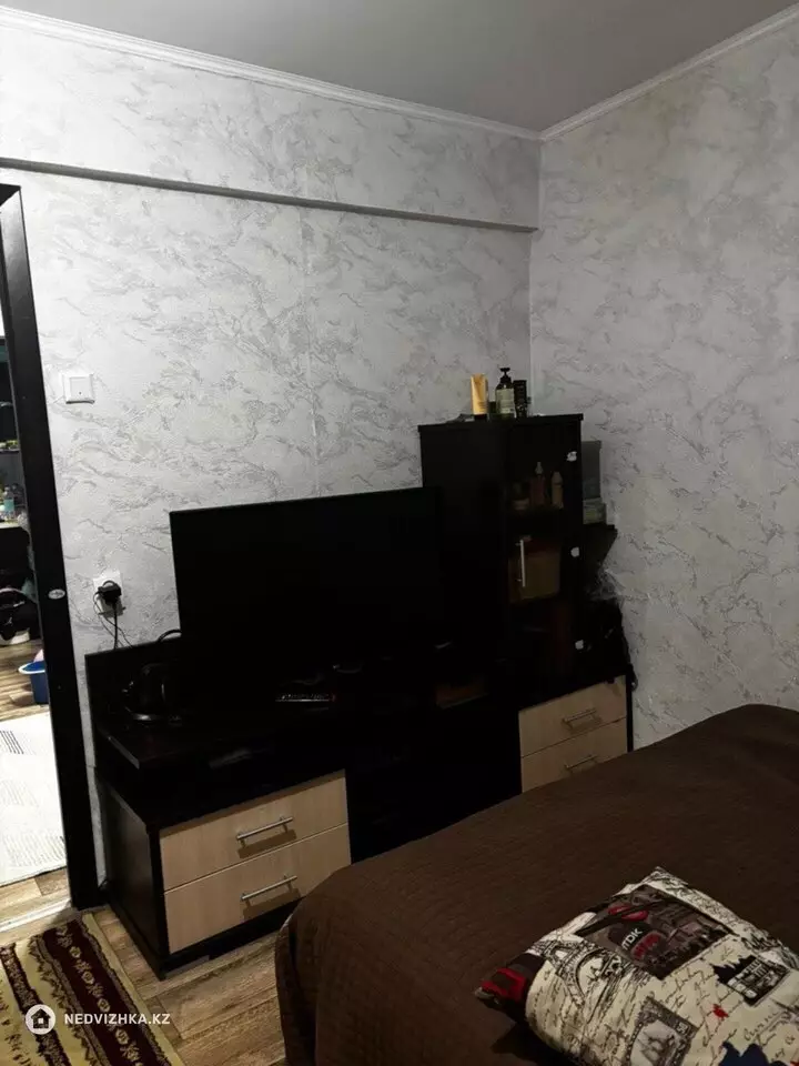 3-комнатная квартира, этаж 5 из 5, 56 м², фотография 4
