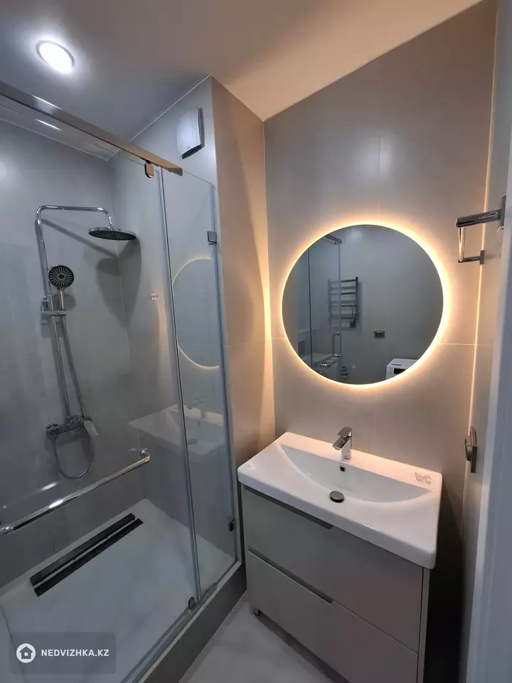 2-комнатная квартира, этаж 10 из 12, 68 м², фотография 5