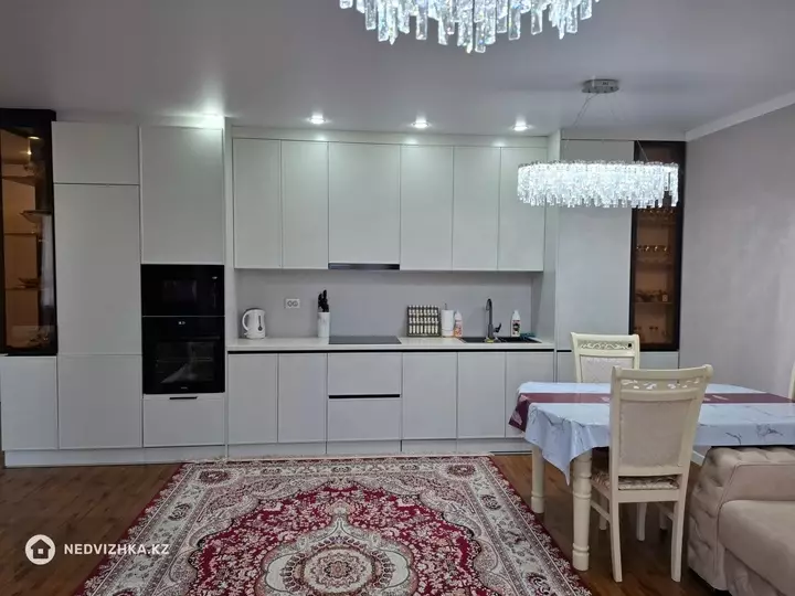 2-бөлмелі пәтер, қабат 10 барлық қабат саны 12, 68 м², 2-фотосурет