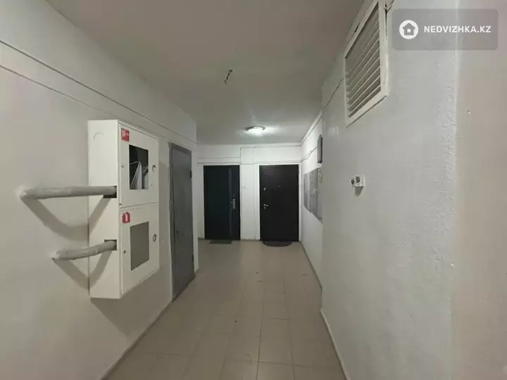 2-комнатная квартира, этаж 8 из 16, 70 м², фотография 3