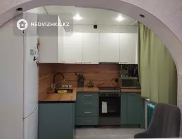 4-комнатная квартира, этаж 4 из 5, 59 м²