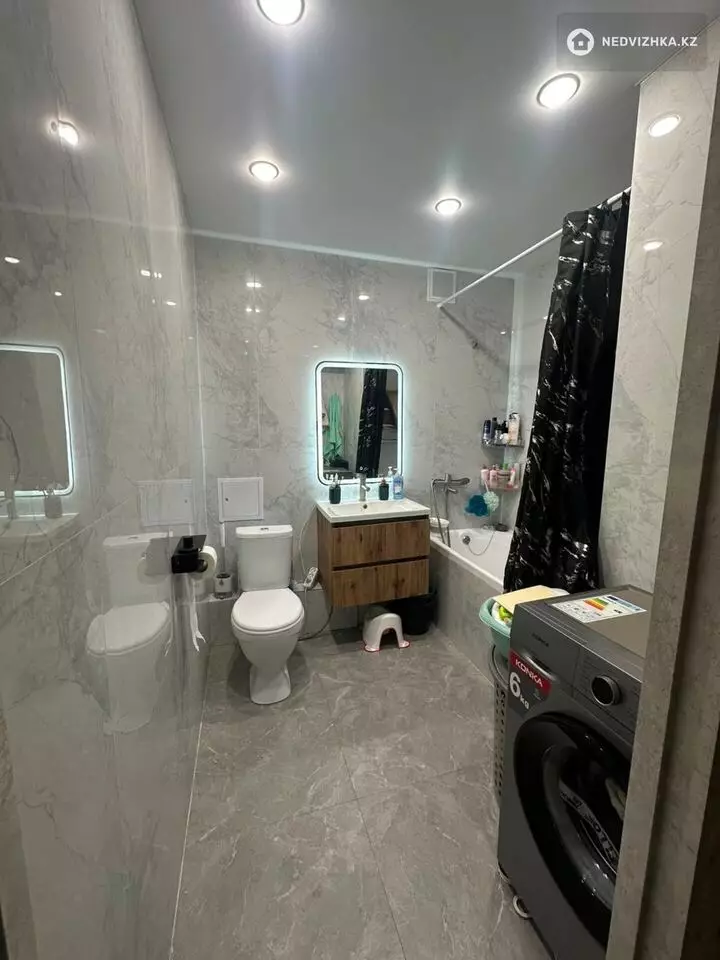 4-комнатная квартира, этаж 4 из 5, 59 м², фотография 3