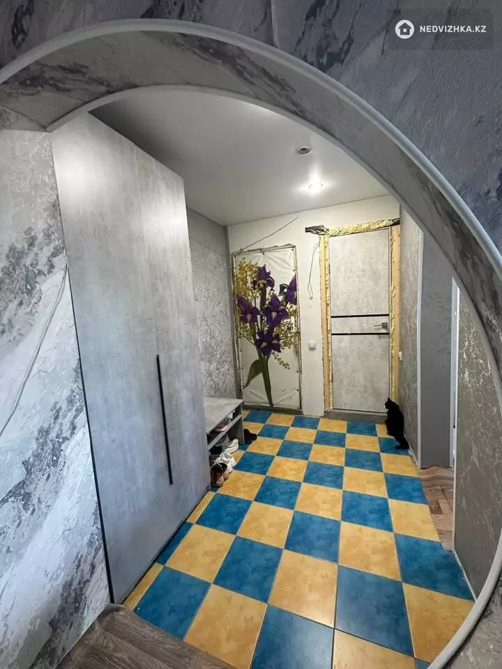 4-комнатная квартира, этаж 4 из 5, 59 м², фотография 4
