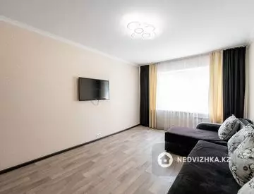 2-комнатная квартира, этаж 2 из 5, 52 м², миниатюра 3