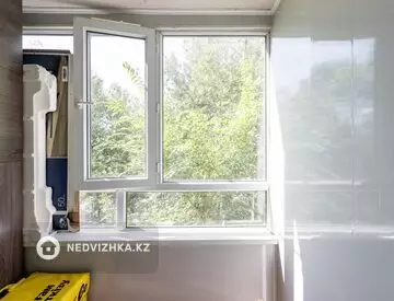 2-комнатная квартира, этаж 2 из 5, 52 м², миниатюра 10
