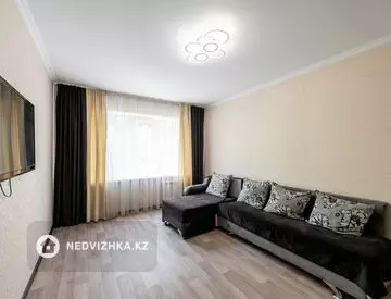 2-комнатная квартира, этаж 2 из 5, 52 м², миниатюра 1